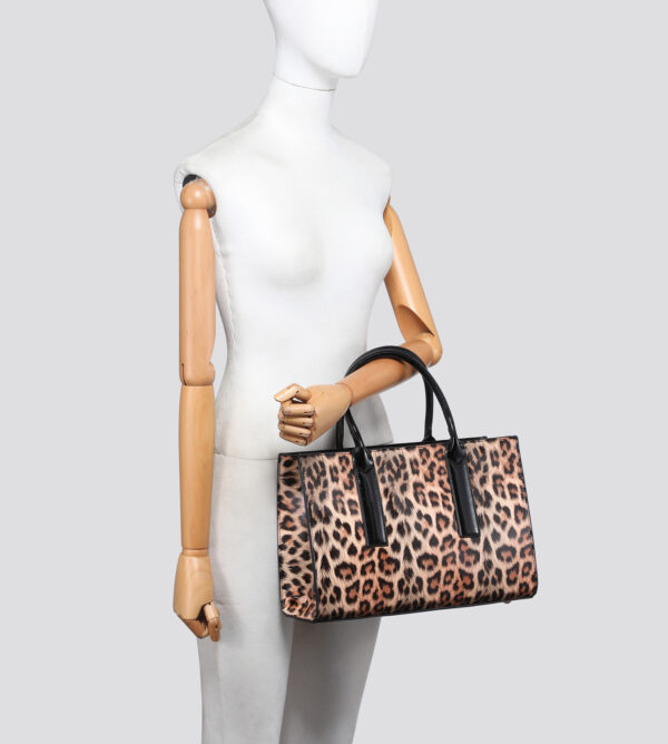 25446 Leopard Print Tote Bag