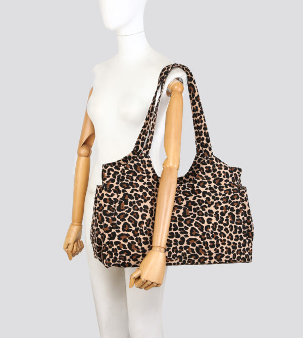 25417 Leopard Print Tote Bag