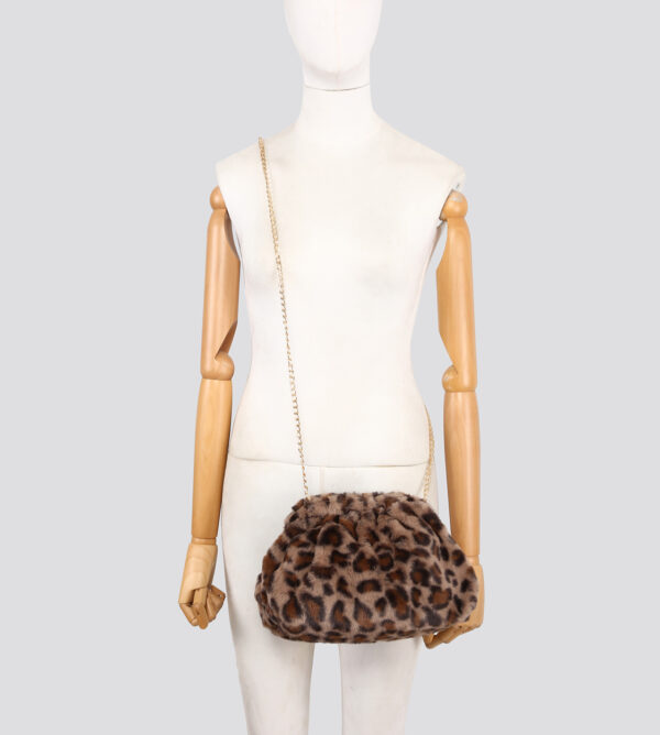 25431 Leopard Print Faux Fur Crossbody Bag
